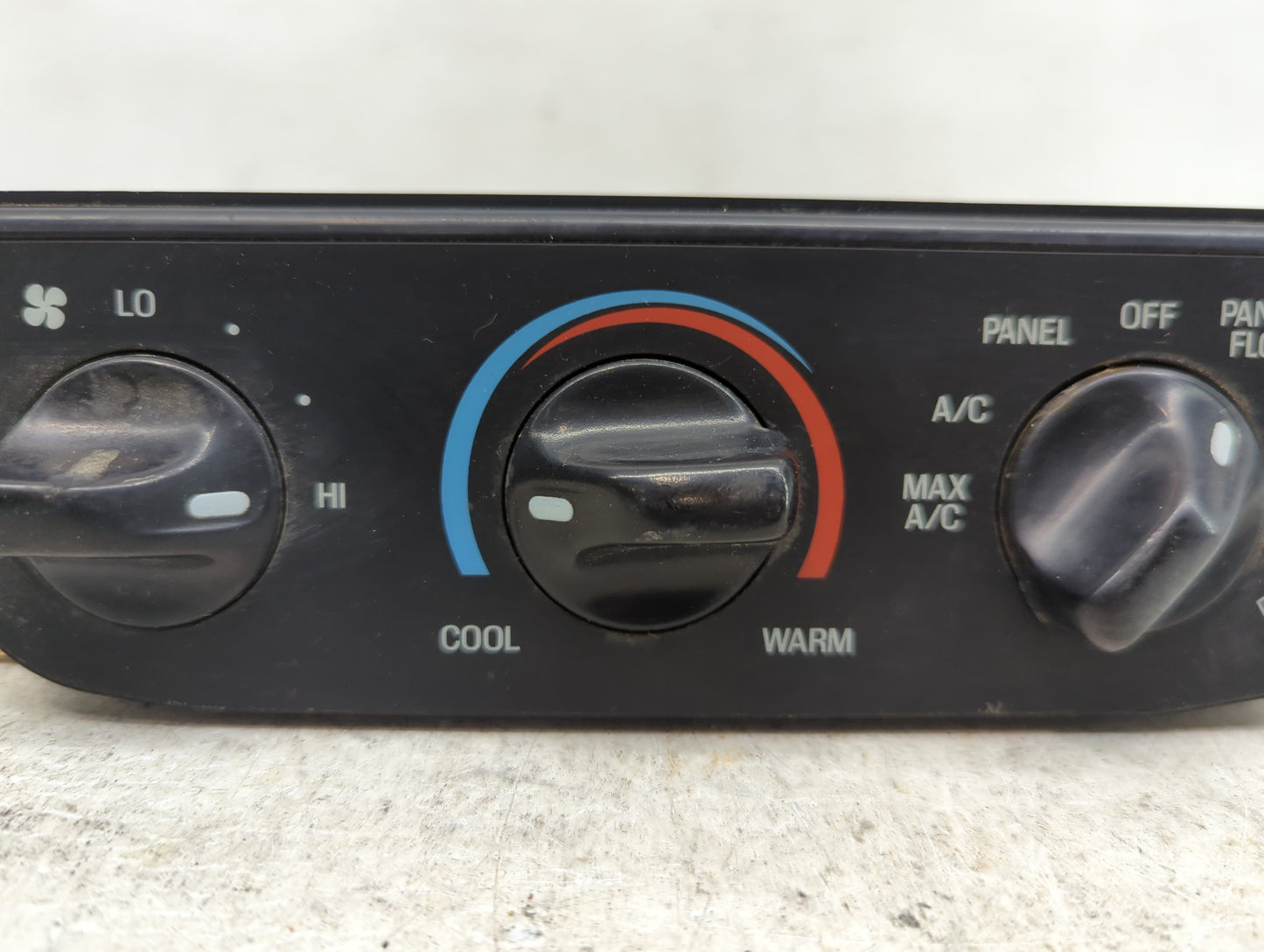 1997 Ford F150 Climate Control Module Temperature AC/Heater Replacement Fits Fits 1998 OEM Used Auto Parts - Oemusedautopart