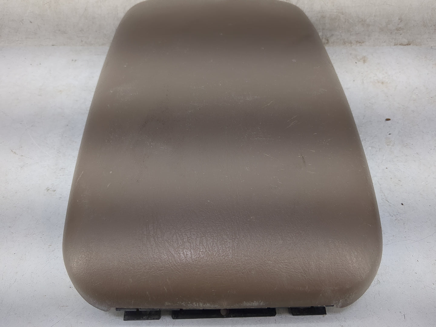 1997 Ford F150 Center Console Armrest Cover Lid Fits OEM Used Auto Parts - Oemusedautoparts1.com