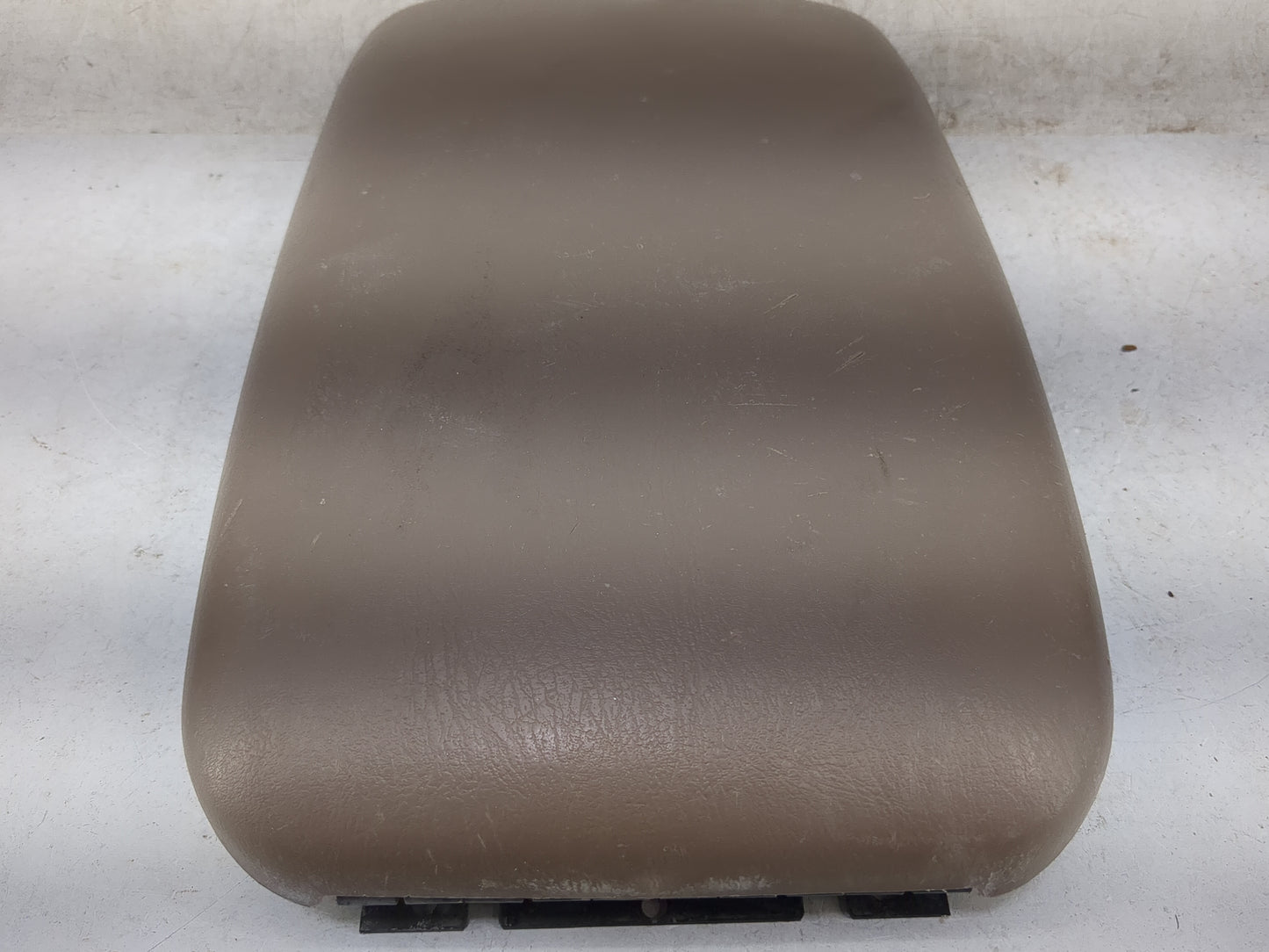 1997 Ford F150 Center Console Armrest Cover Lid Fits OEM Used Auto Parts - Oemusedautoparts1.com