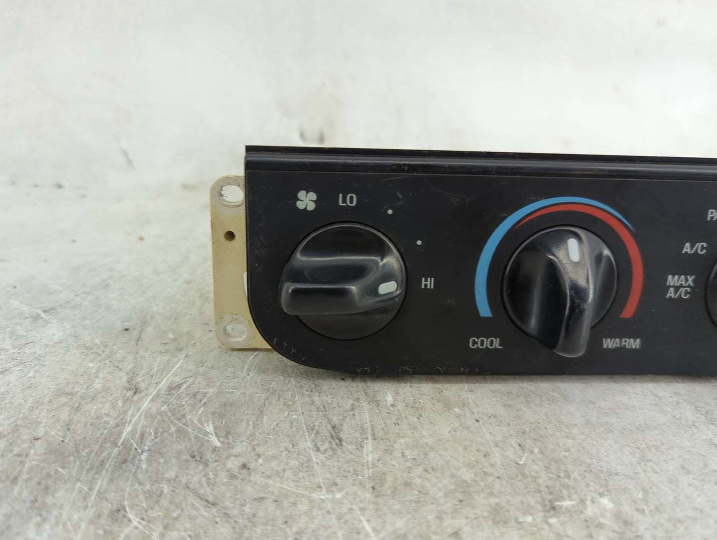 1997 Ford F150 Climate Control Module Temperature AC/Heater Replacement P/N:102896 455 621 287 Fits Fits 1998 OEM Used Auto 