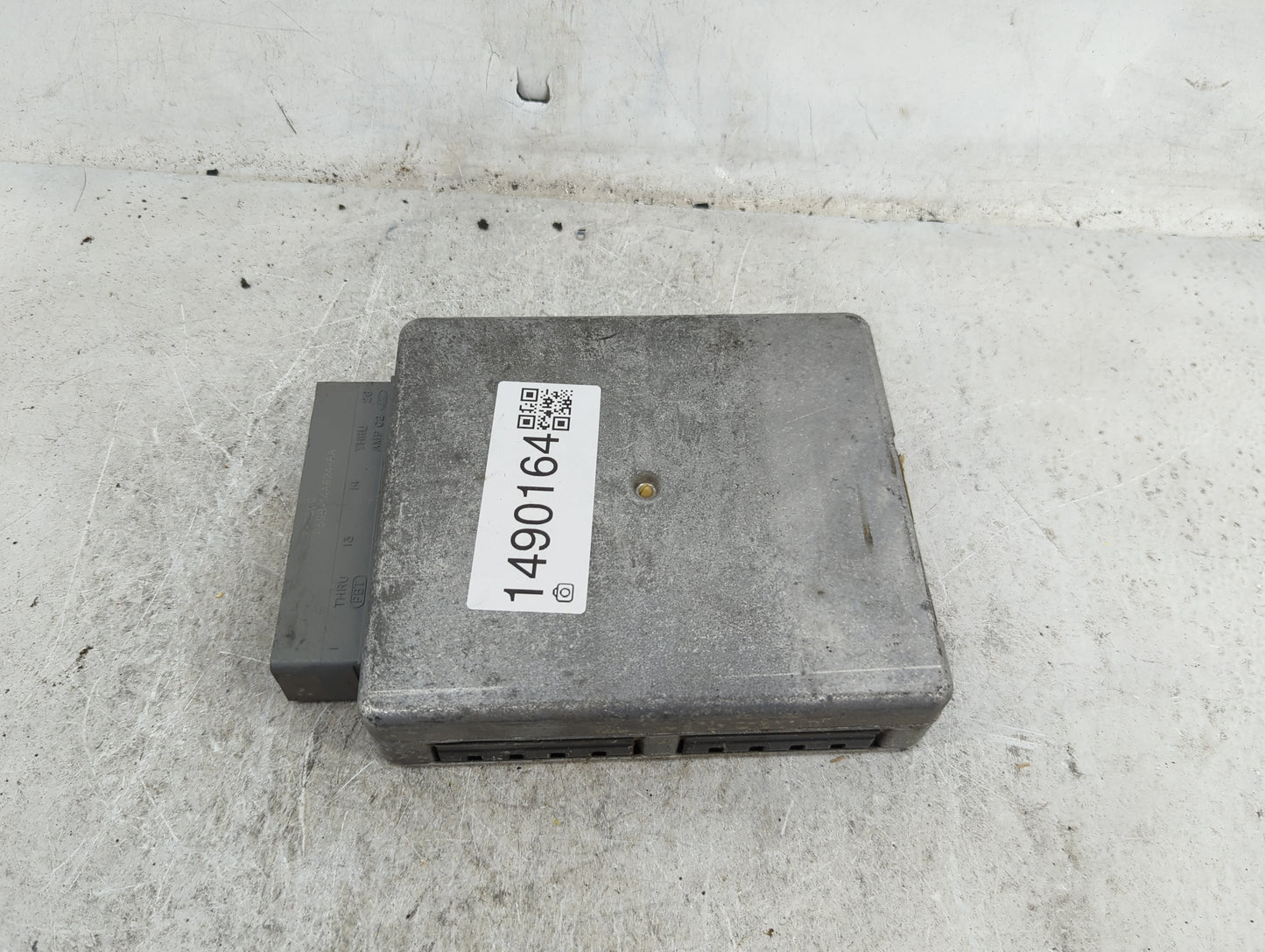1997 Ford F150 PCM Engine Control Computer ECU ECM PCU OEM P/N:F75F-12A650-AJC ML2-337, YSL2 Fits OEM Used Auto Parts - Oemu