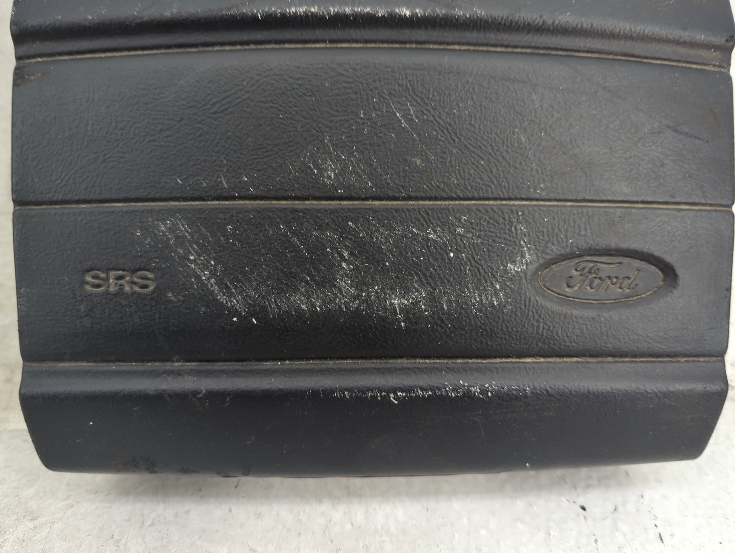 1997 Ford F Series Air Bag Driver Left Steering Wheel Mounted - Oemusedautoparts1.com