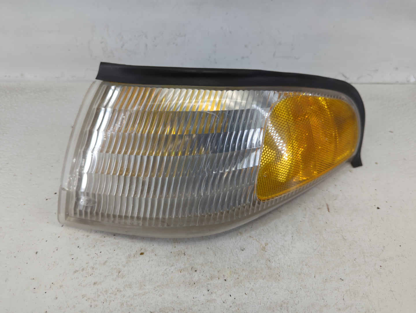 1994-1998 Ford Mustang Passenger Right Oem Front Light Lamp - Oemusedautoparts1.com