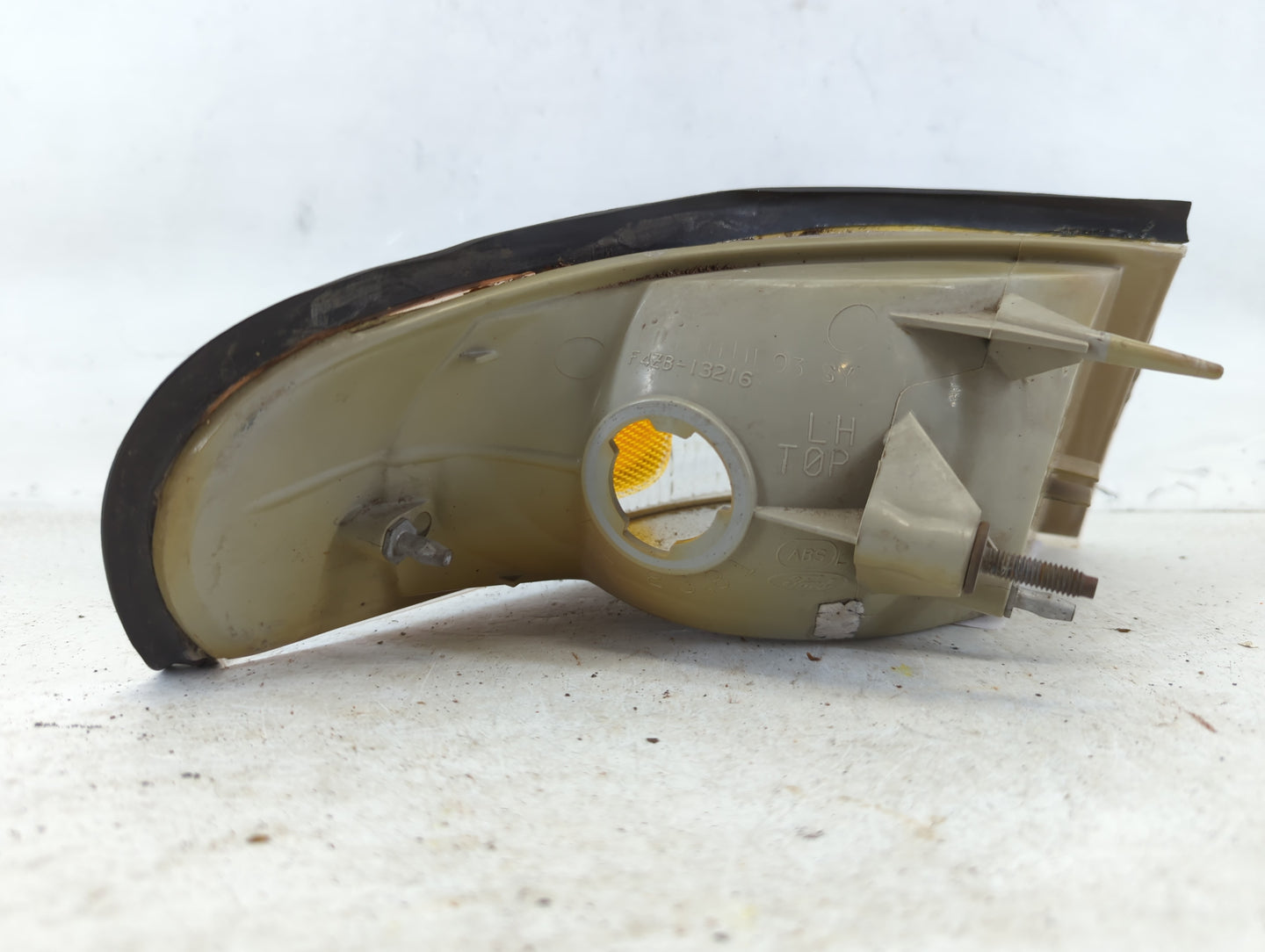 1994-1998 Ford Mustang Passenger Right Oem Front Light Lamp - Oemusedautoparts1.com