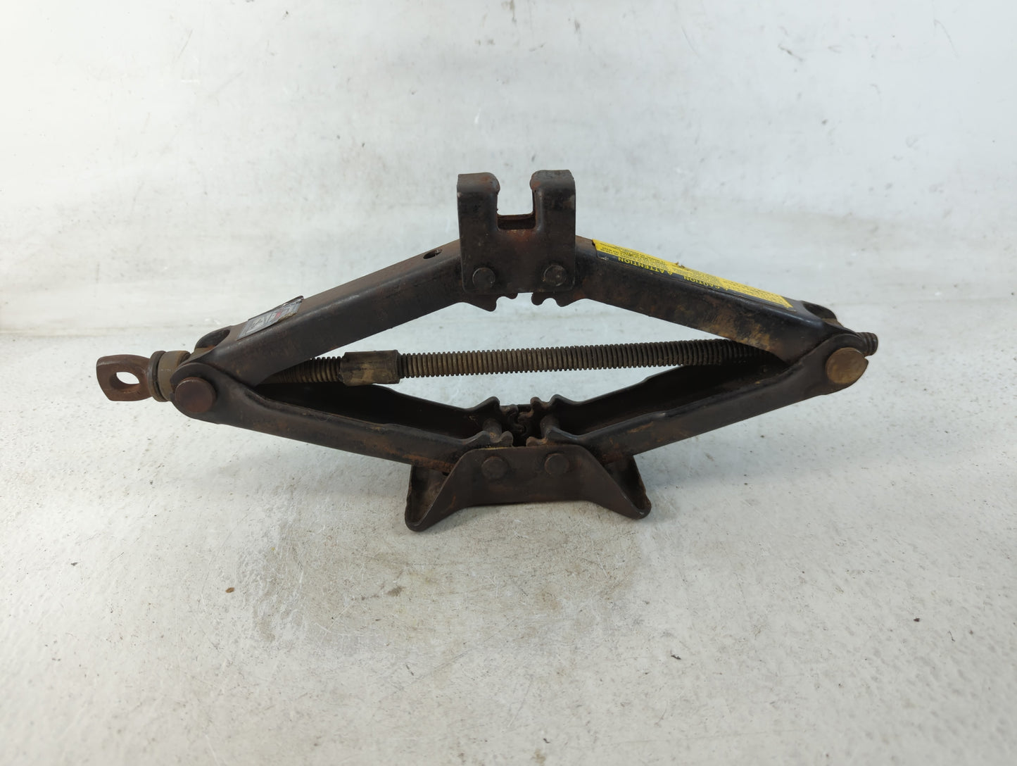 1997 Ford Mustang Spare Scissor Car Jack - Oemusedautoparts1.com