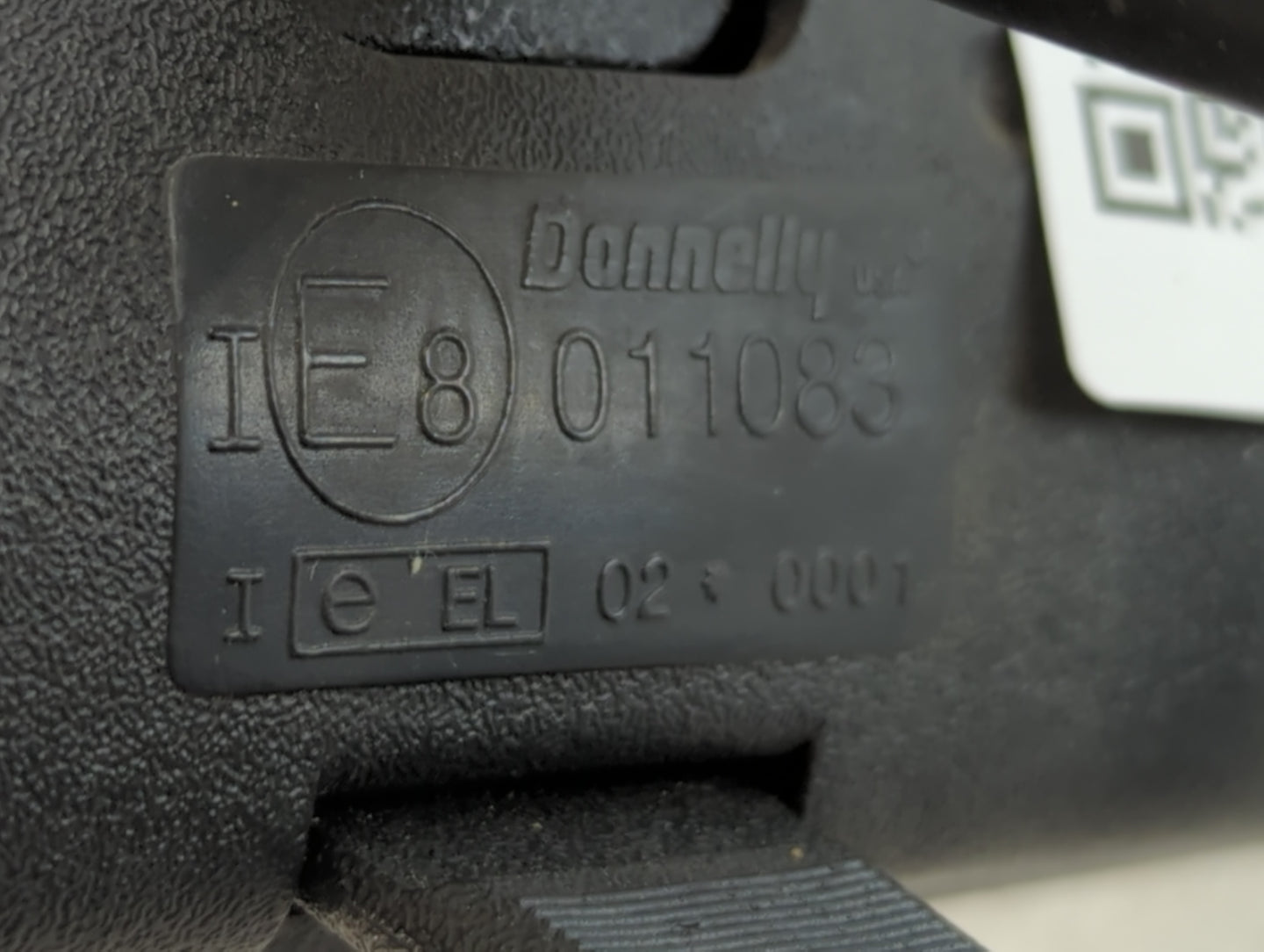 1997 Ford Mustang Interior Rear View Mirror Replacement OEM P/N:E8011083 Fits OEM Used Auto Parts - Oemusedautoparts1.com