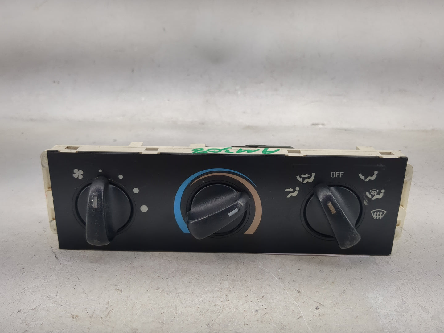 1995-1997 Ford Ranger Climate Control Module Temperature AC/Heater Replacement Fits Fits 1995 1996 1997 OEM Used Auto Parts 