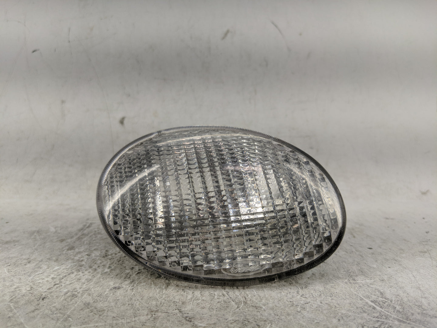1996-1997 Ford Taurus Passenger Right Oem Front Light Lamp - Oemusedautoparts1.com