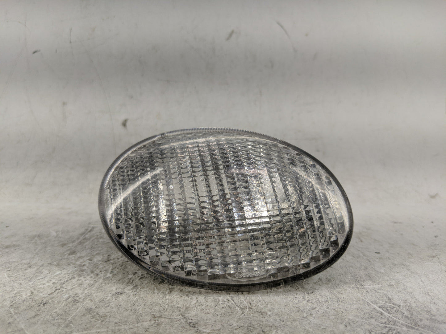 1996-1997 Ford Taurus Passenger Right Oem Front Light Lamp - Oemusedautoparts1.com