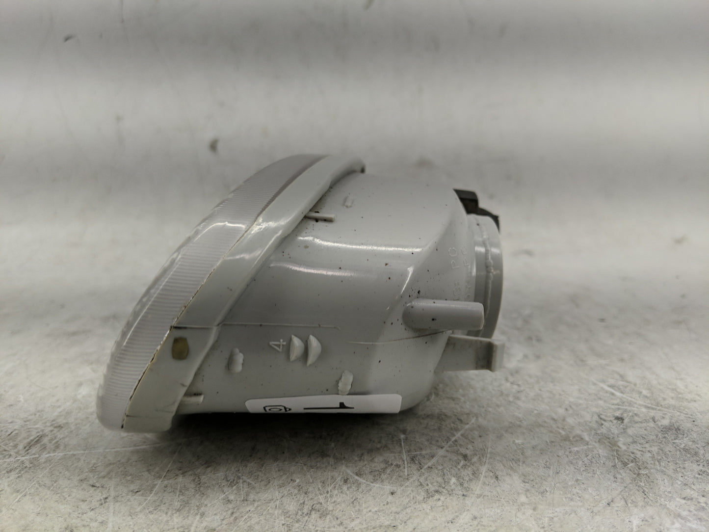 1996-1997 Ford Taurus Passenger Right Oem Front Light Lamp - Oemusedautoparts1.com