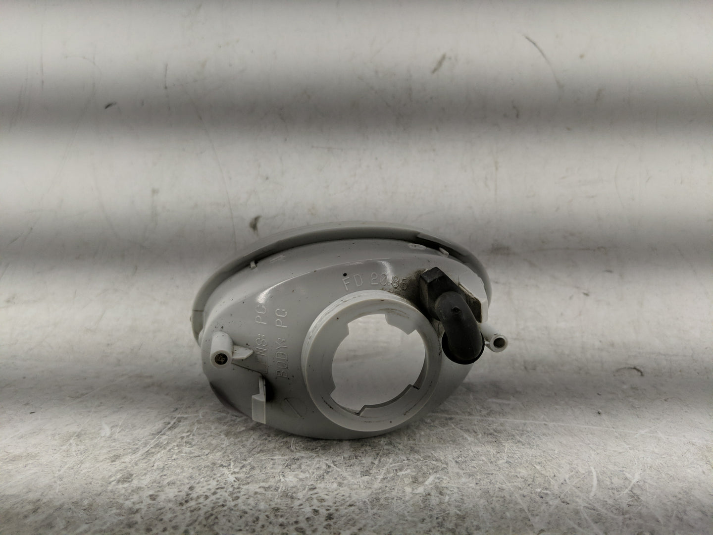 1996-1997 Ford Taurus Passenger Right Oem Front Light Lamp - Oemusedautoparts1.com