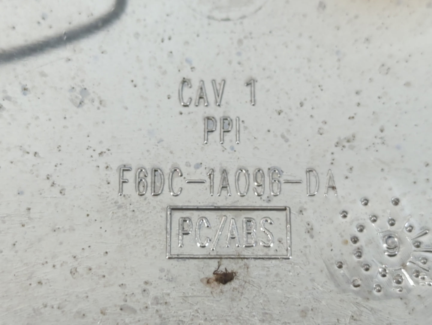 1997 Ford Taurus Rim Wheel Center Cap - Oemusedautoparts1.com