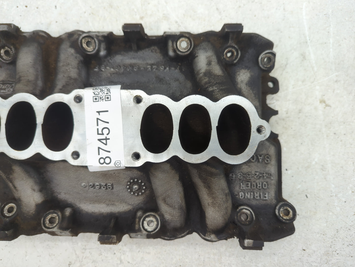 1997 Ford Thunderbird Driver Left Cylinder Head Valve Cover P/N:F6ZE-9K46-BF Fits OEM Used Auto Parts - Oemusedautoparts1.co