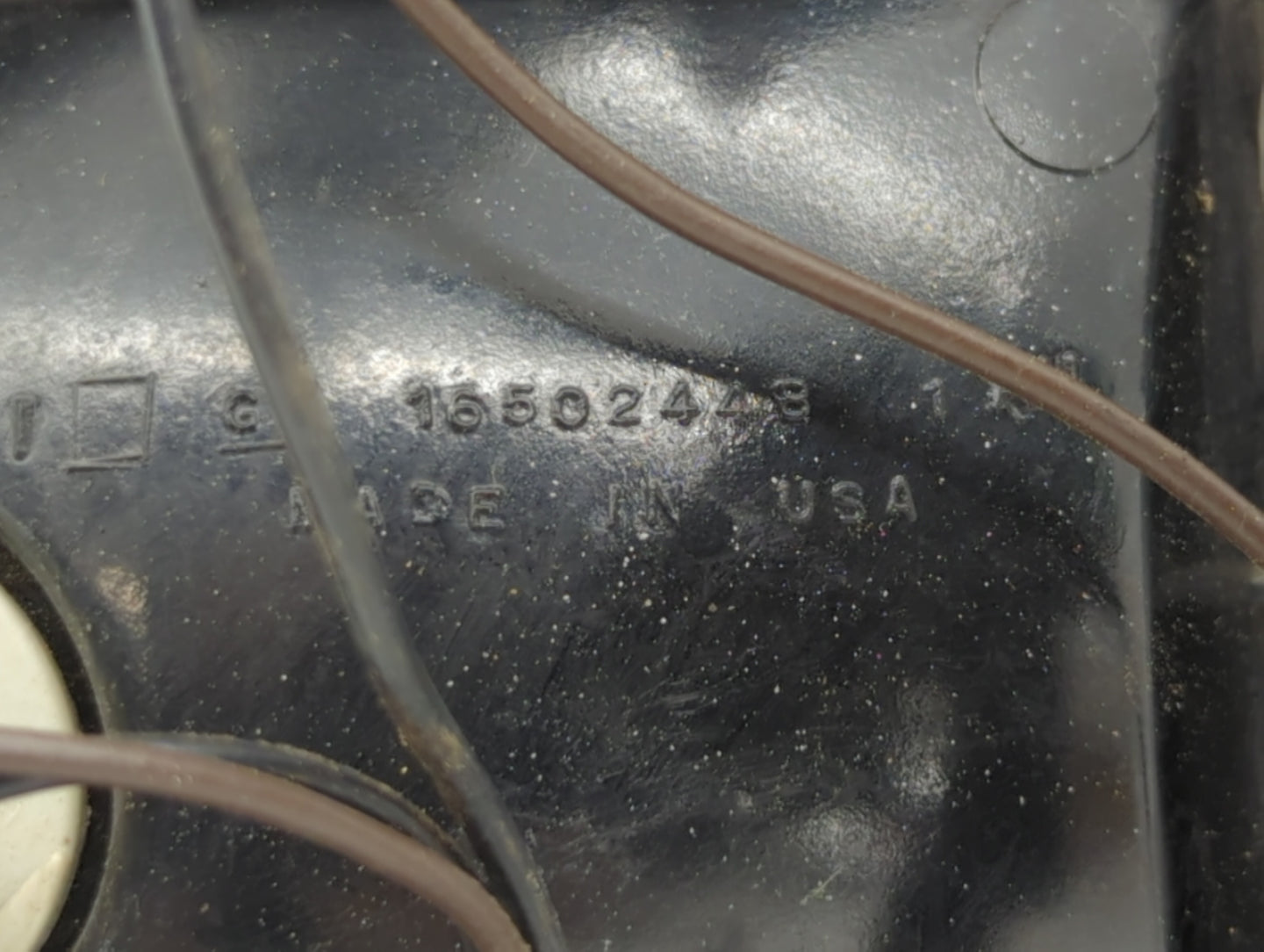 1997 Gmc Astro Tail Light Assembly Passenger Right OEM P/N:16502448 Fits OEM Used Auto Parts - Oemusedautoparts1.com