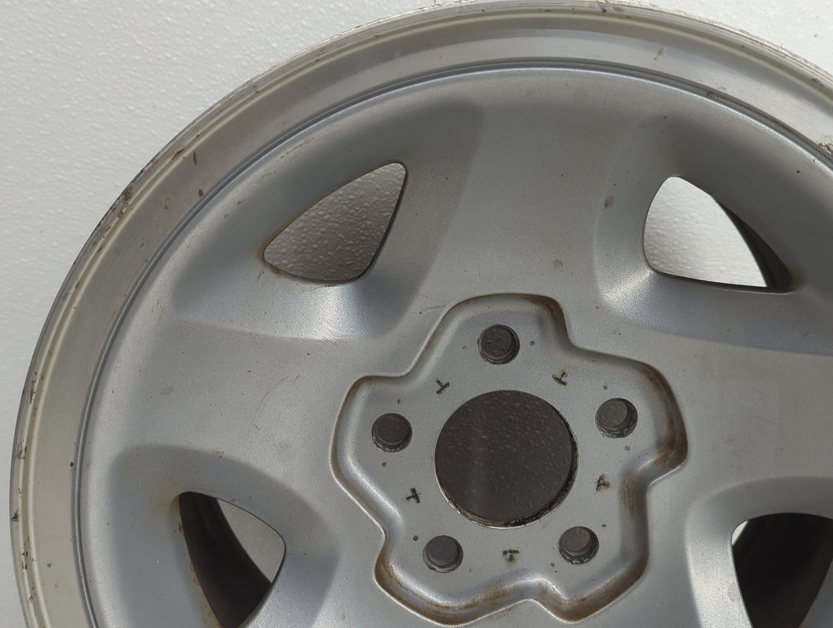 Gmc Chevrolet Oem Wheel Rim Silver - Oemusedautoparts1.com