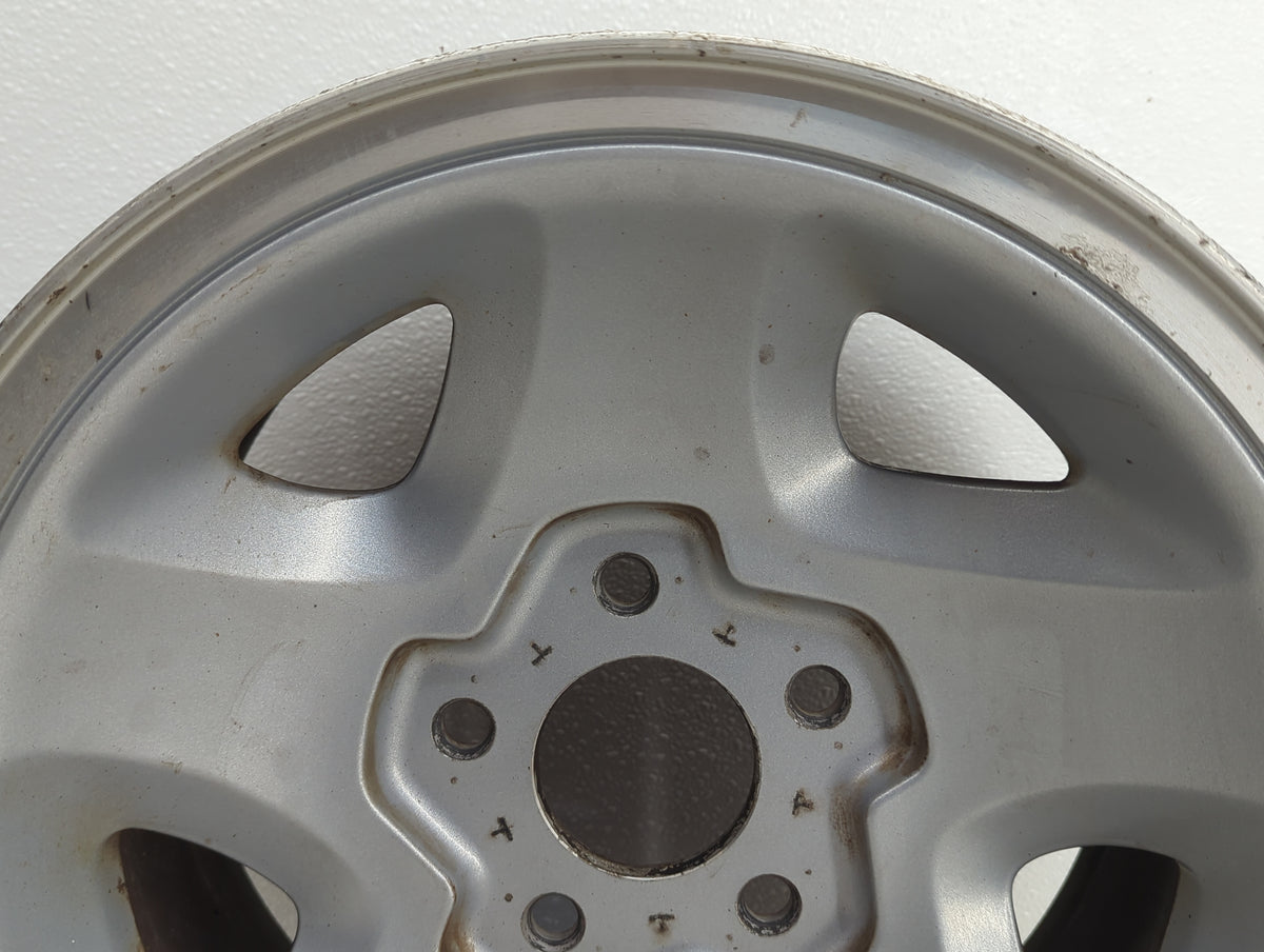 Gmc Chevrolet Oem Wheel Rim Silver - Oemusedautoparts1.com