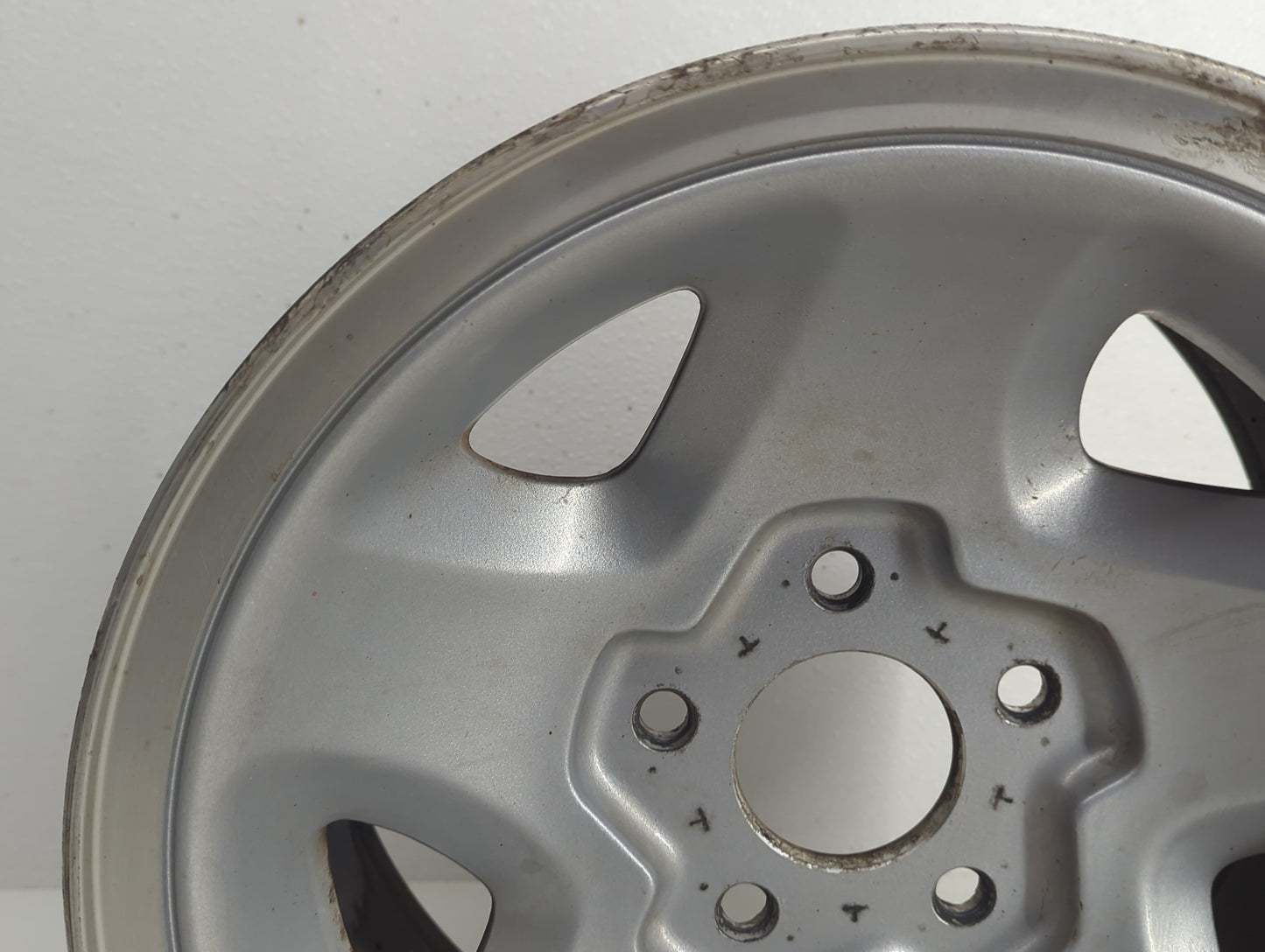 Gmc S10 Blazer Oem Wheel Rim - Oemusedautoparts1.com