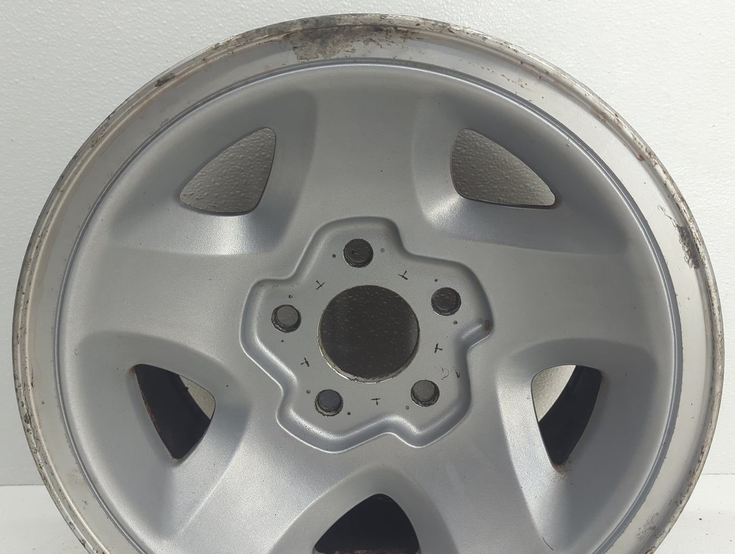 Gmc S10 Blazer Oem Wheel Rim Silver - Oemusedautoparts1.com