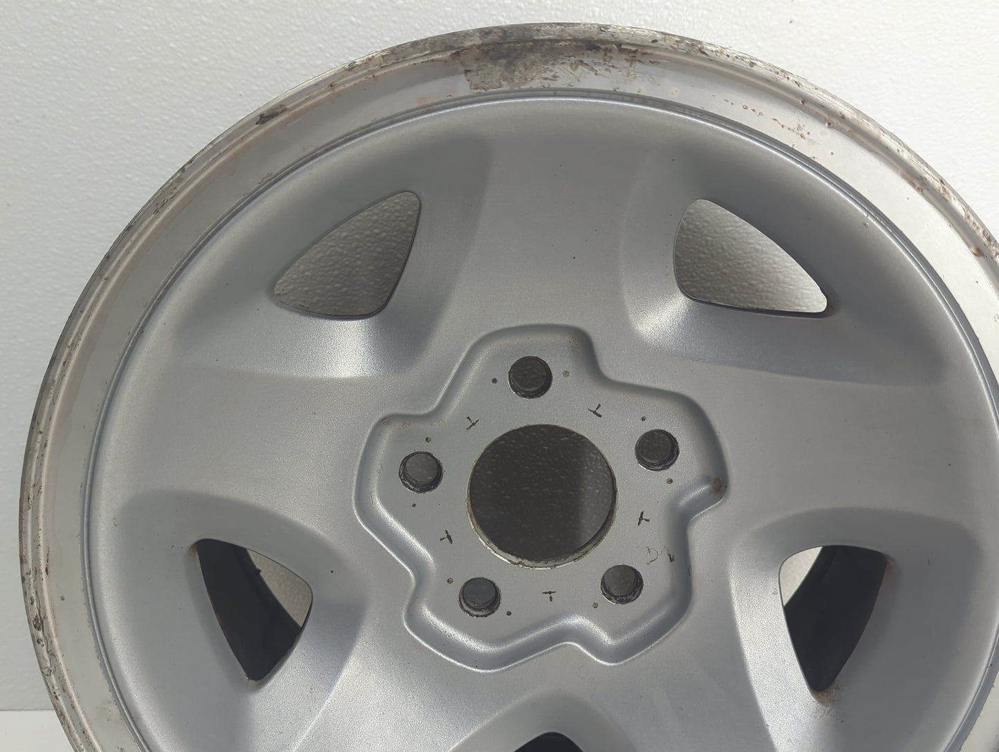 Gmc S10 Blazer Oem Wheel Rim Silver - Oemusedautoparts1.com