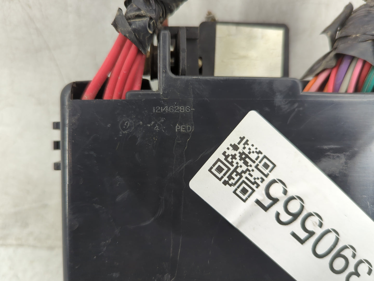 1997 Gmc Sierra Fusebox Fuse Box Panel Relay Module P/N:12146286 Fits OEM Used Auto Parts - Oemusedautoparts1.com