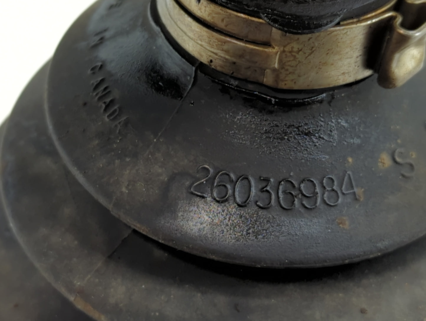 1995-2000 Gmc Yukon Axle Shaft Front Passenger Cv C/v - Oemusedautoparts1.com