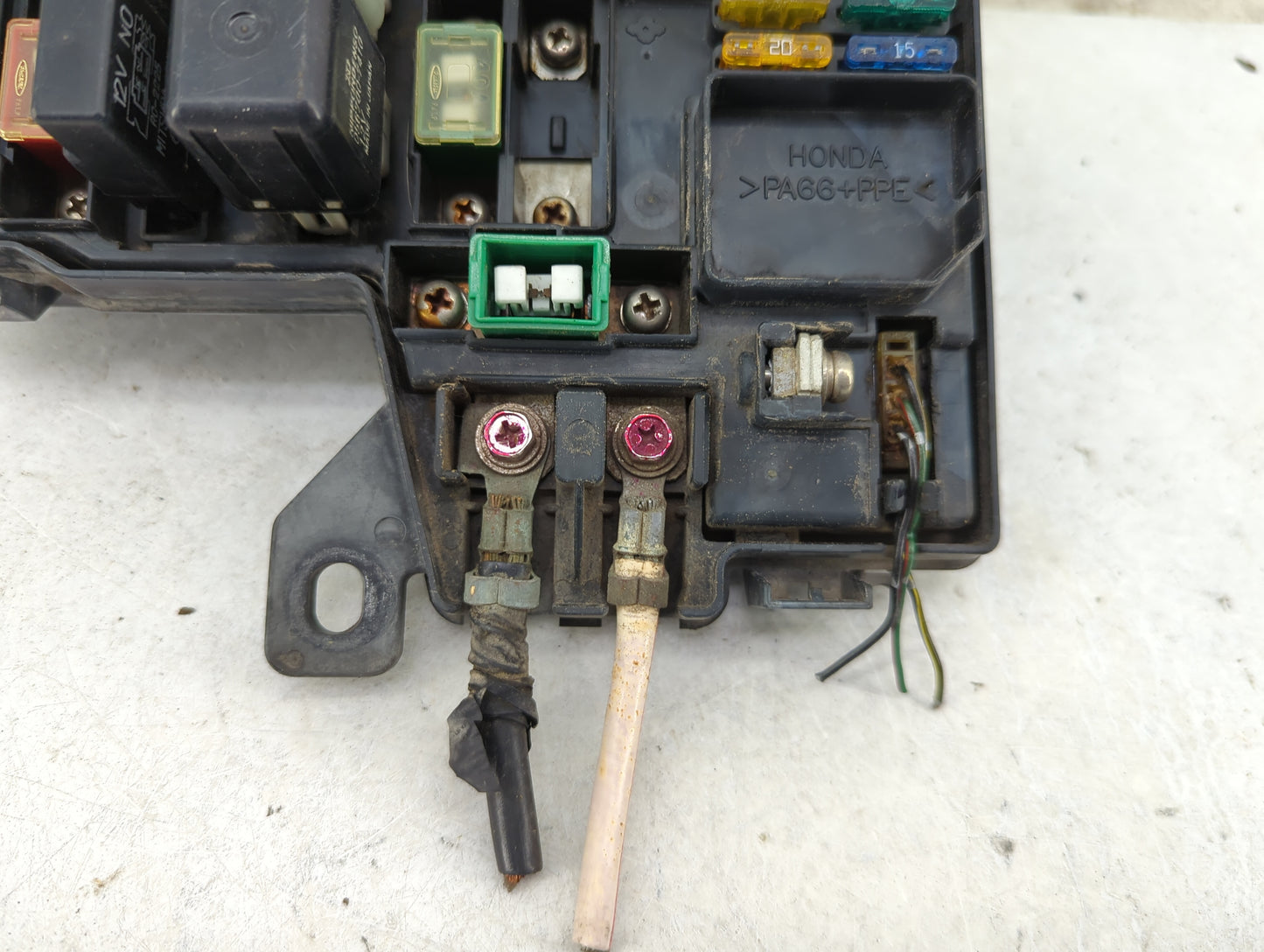 1997 Honda Accord Fusebox Fuse Box Panel Relay Module Fits OEM Used Auto Parts - Oemusedautoparts1.com
