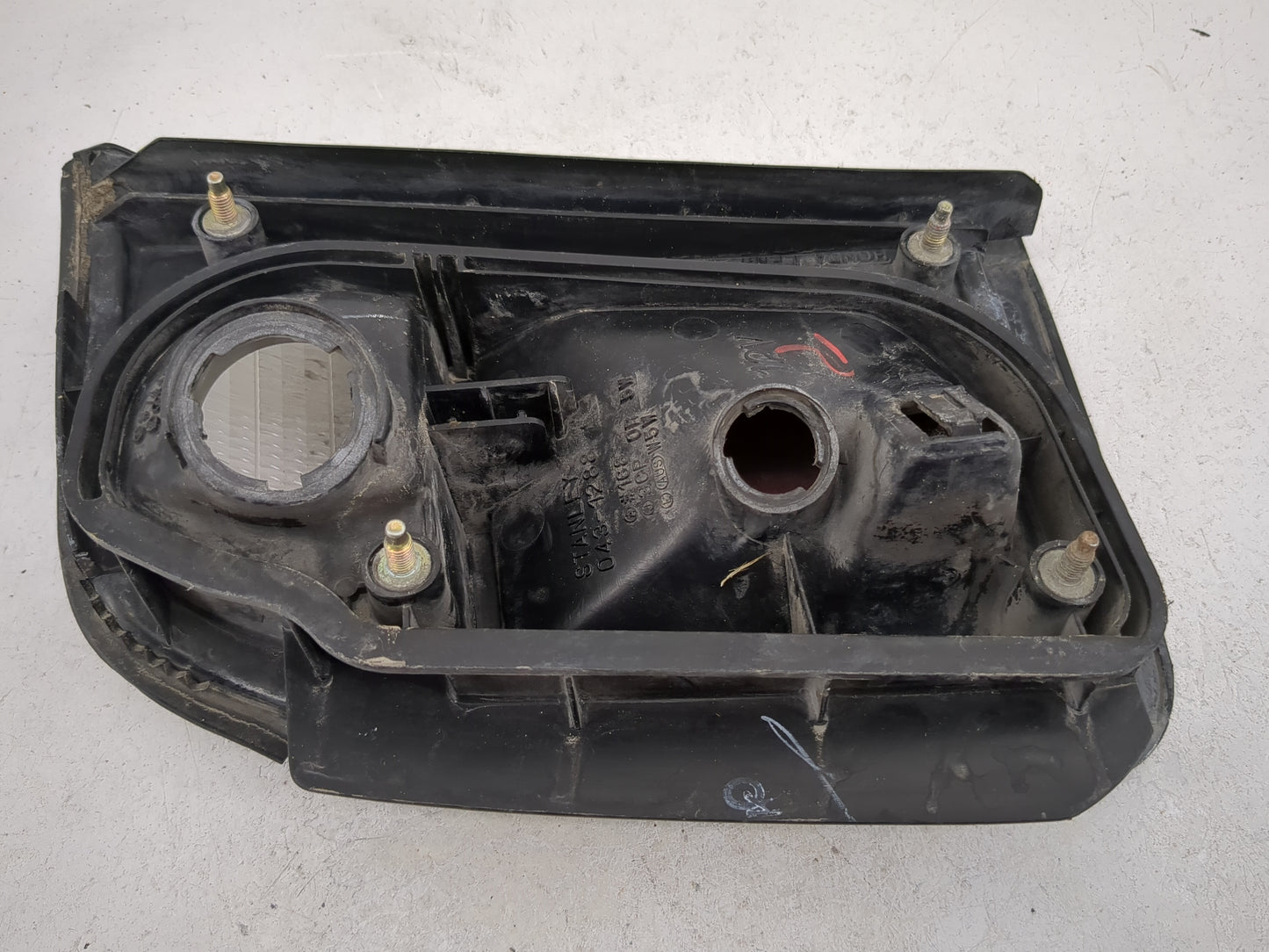 1996-1997 Honda Accord Tail Light Assembly Driver Left OEM P/N:STANLEY 043-1288 Fits Fits 1996 1997 OEM Used Auto Parts - Oe