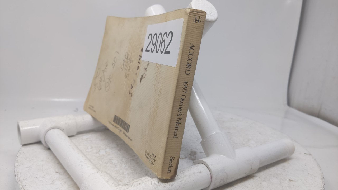 97 Accord OEM Owners Manual Users Guide Operators Hand Book 11X618 - Oemusedautoparts1.com