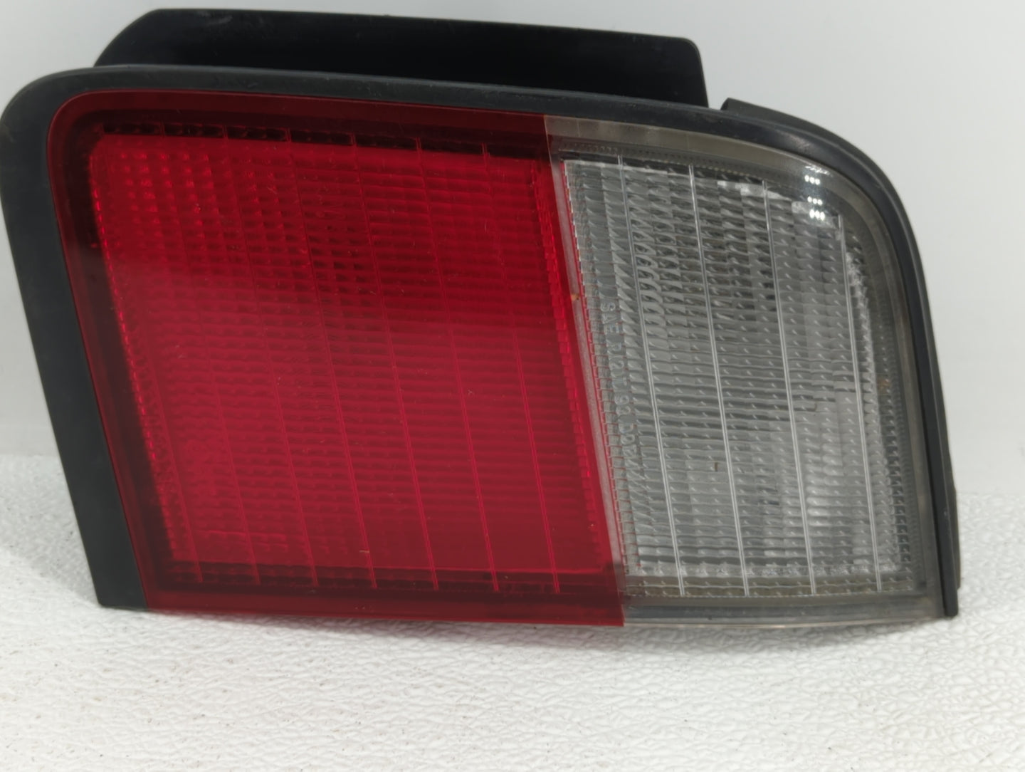 1996-1997 Honda Accord Tail Light Assembly Passenger Right OEM P/N:043-1288 Fits Fits 1996 1997 OEM Used Auto Parts - Oemuse