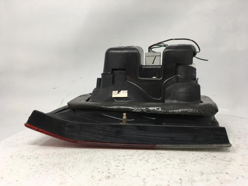 1997 Honda Civic Tail Light Assembly Passenger Right OEM P/N:LID MTD SEDAN Fits Fits 1996 1998 OEM Used Auto Parts - Oemused