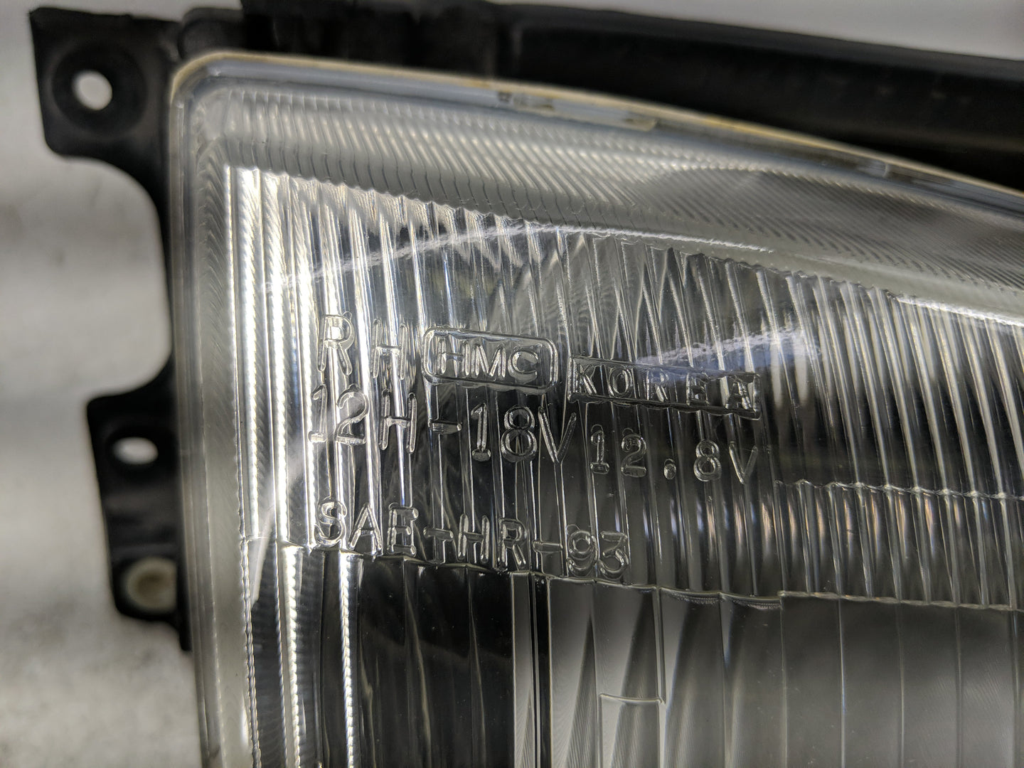 1997 Hyundai Accent Passenger Right Oem Front Light Lamp - Oemusedautoparts1.com