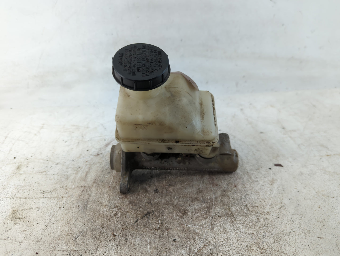 1996-1998 Hyundai Elantra Brake Master Cylinder - Oemusedautoparts1.com