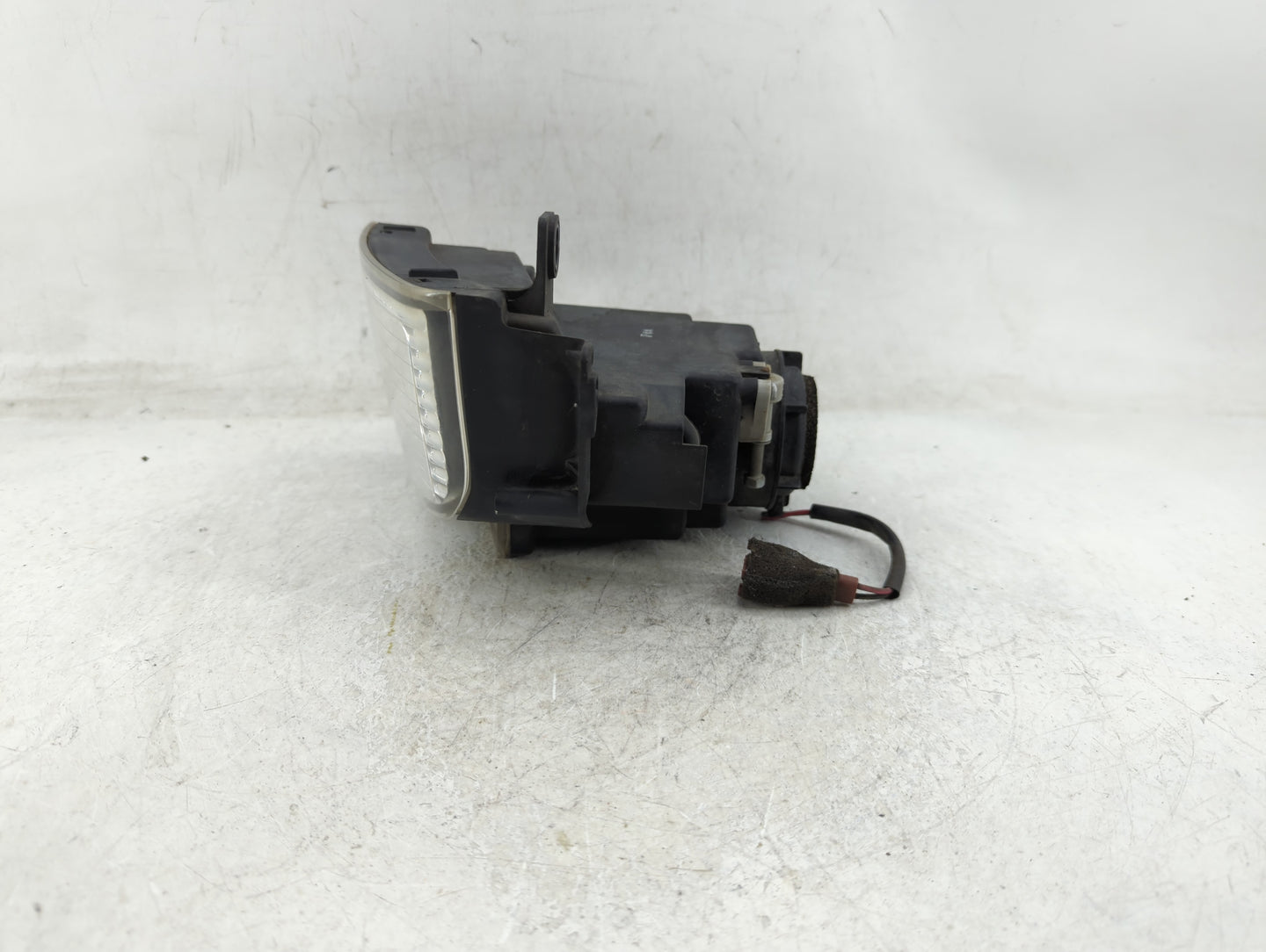 1997-2000 Infiniti Qx4 Driver Left Oem Fog Light Lamp - Oemusedautoparts1.com