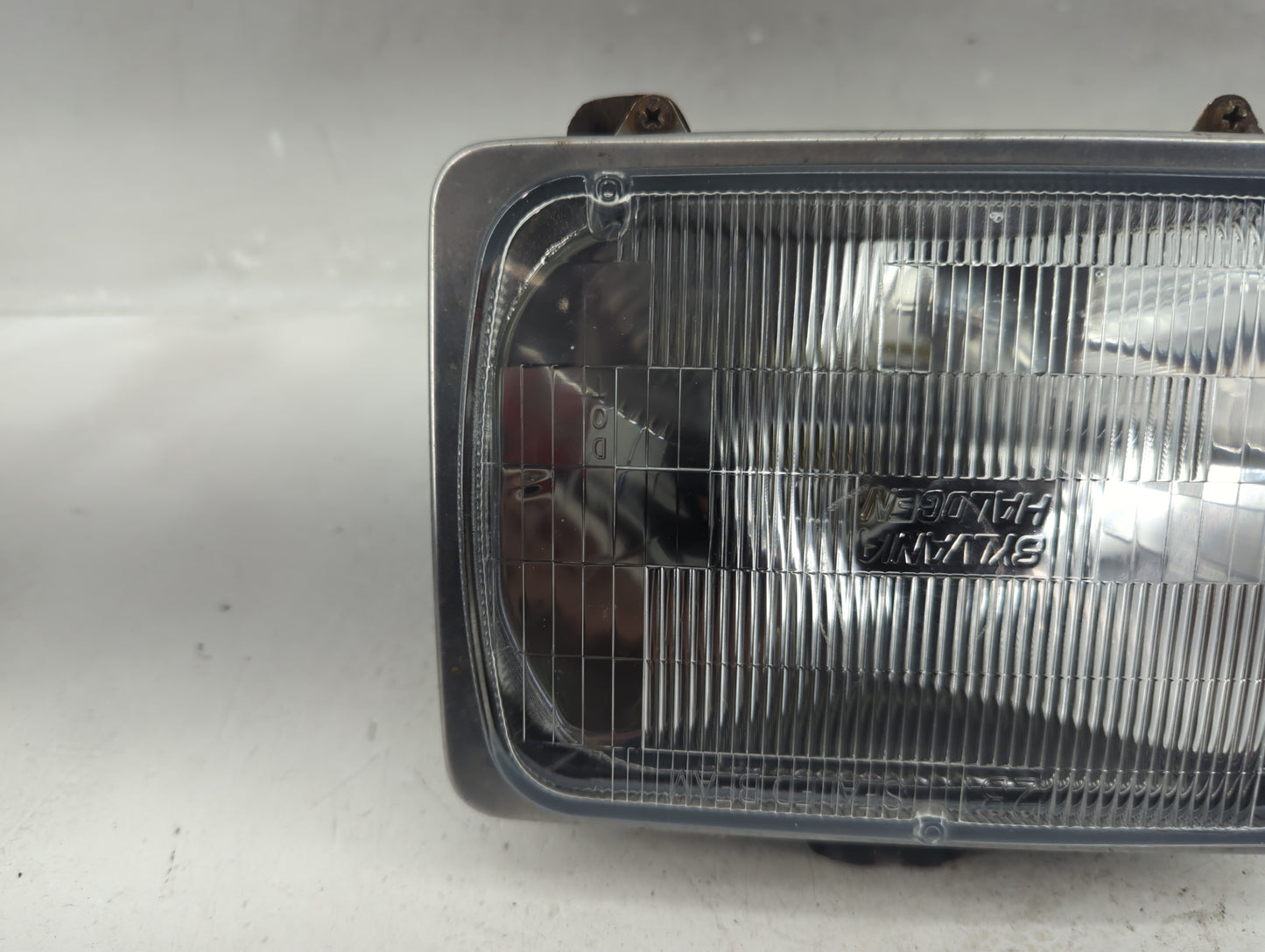 1997-2001 Jeep Cherokee Passenger Right Oem Head Light Headlight Lamp - Oemusedautoparts1.com