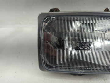1997-2001 Jeep Cherokee Passenger Right Oem Head Light Headlight Lamp