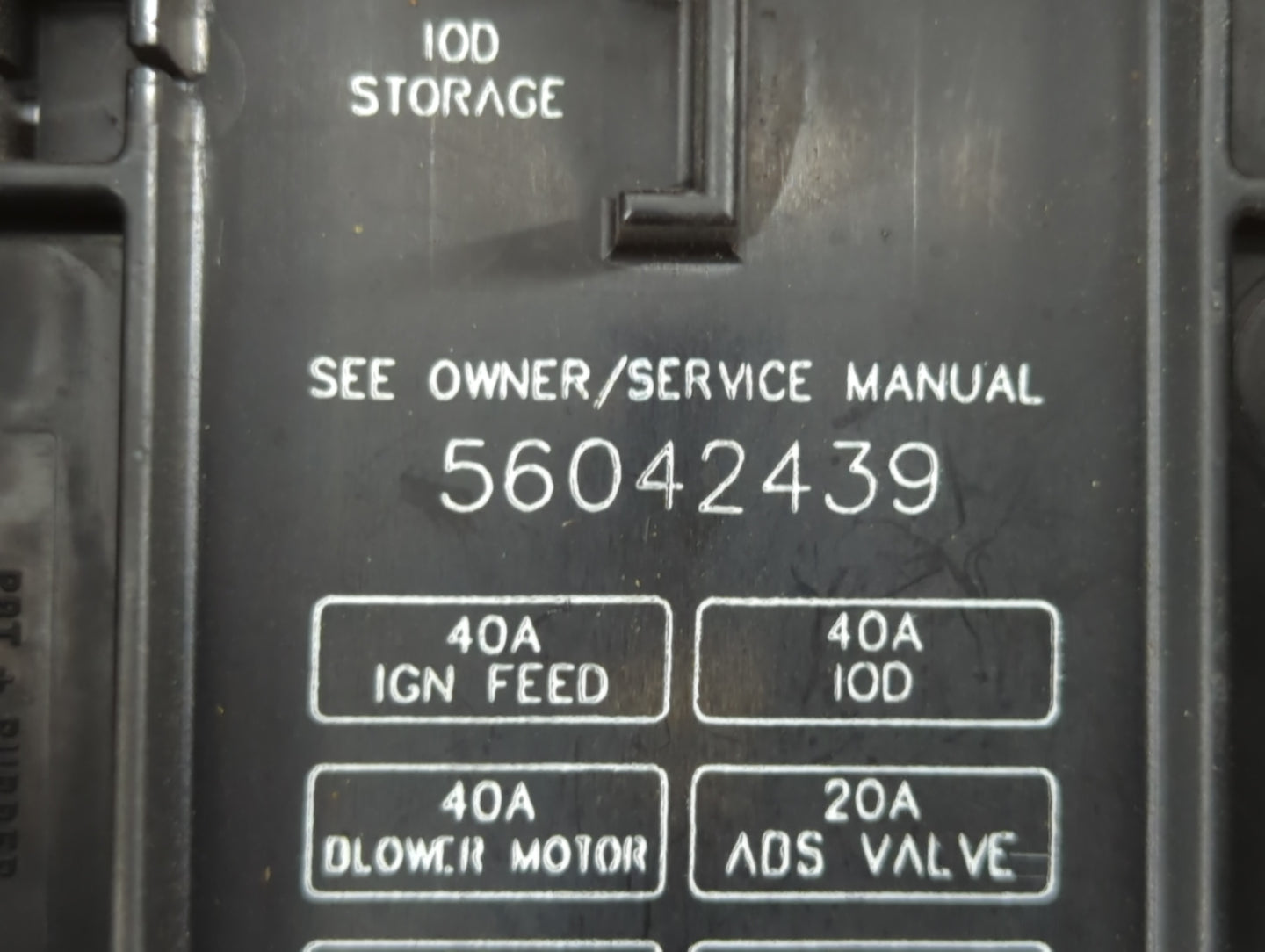 1997-1998 Jeep Grand Cherokee Chassis Control Module Ccm Bcm Body Control - Oemusedautoparts1.com