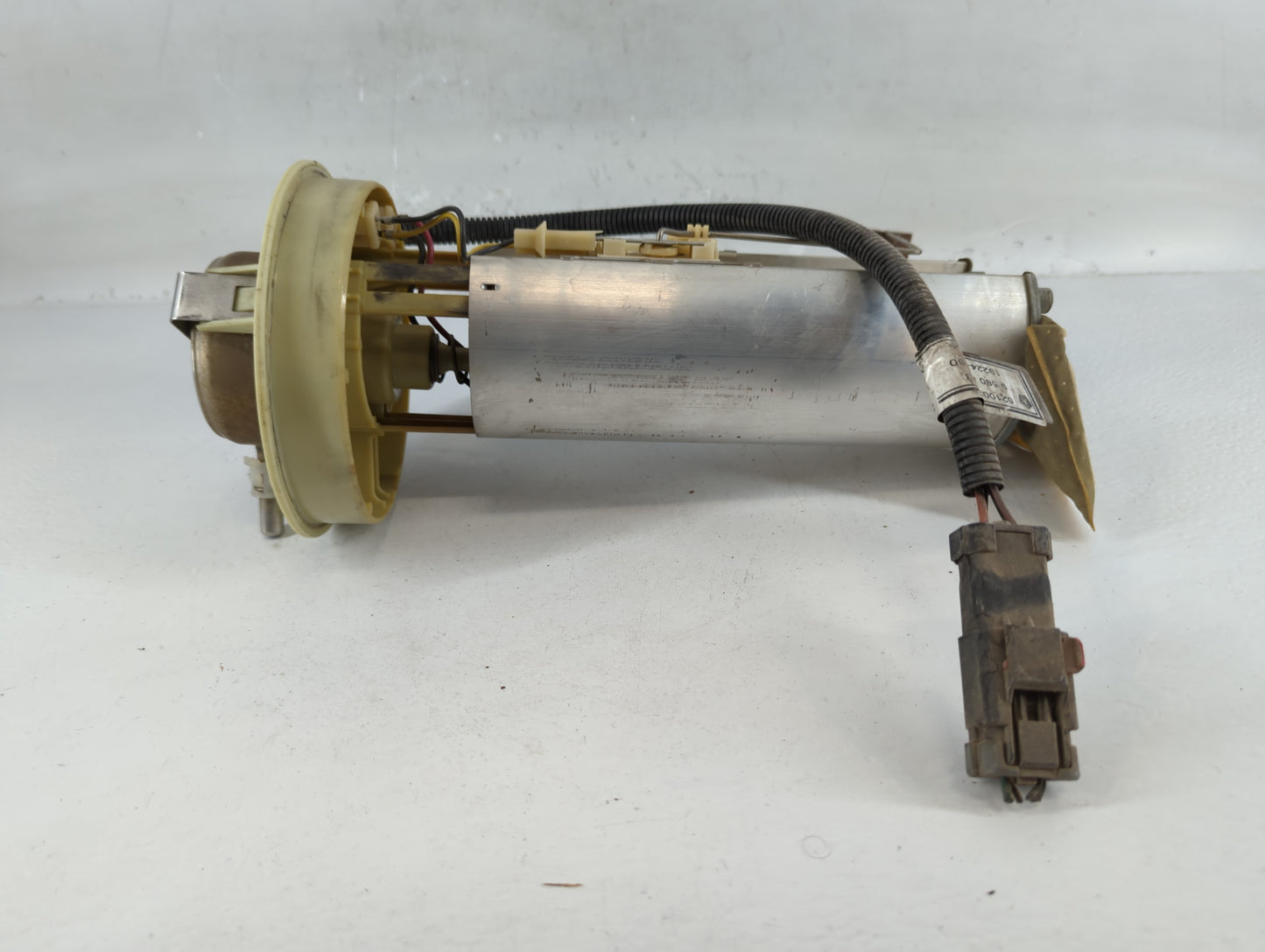 1997-1998 Jeep Grand Cherokee Electrical Gas Fuel Pump Assembly - Oemusedautoparts1.com