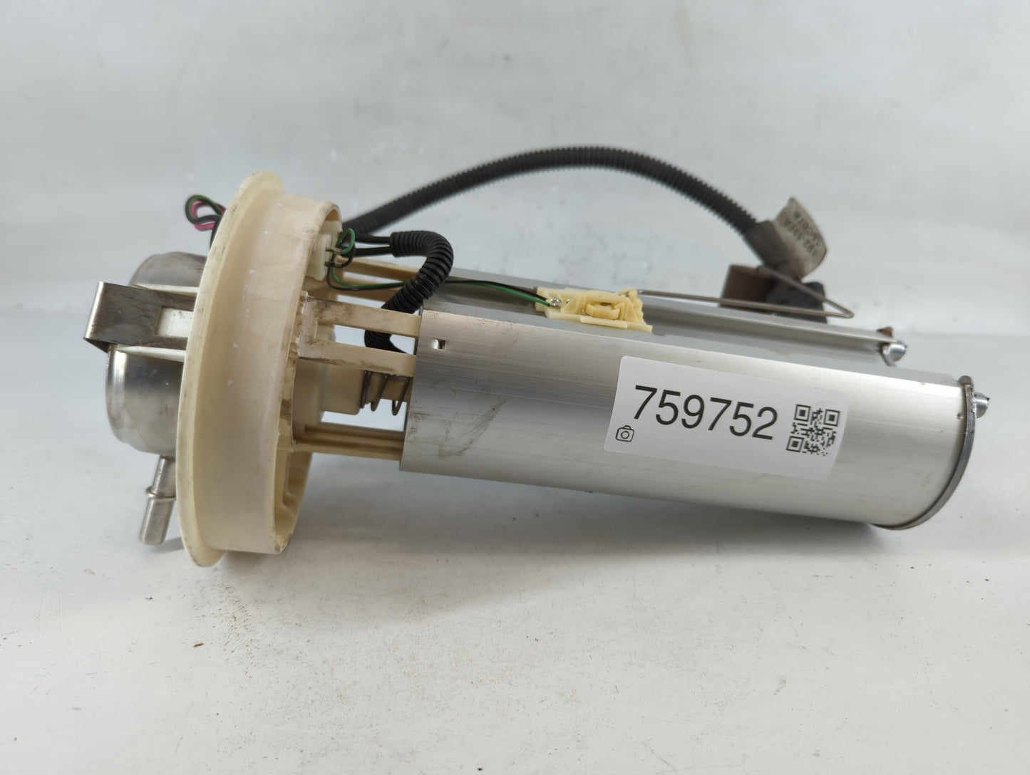 1997-1998 Jeep Grand Cherokee Electrical Gas Fuel Pump Assembly - Oemusedautoparts1.com