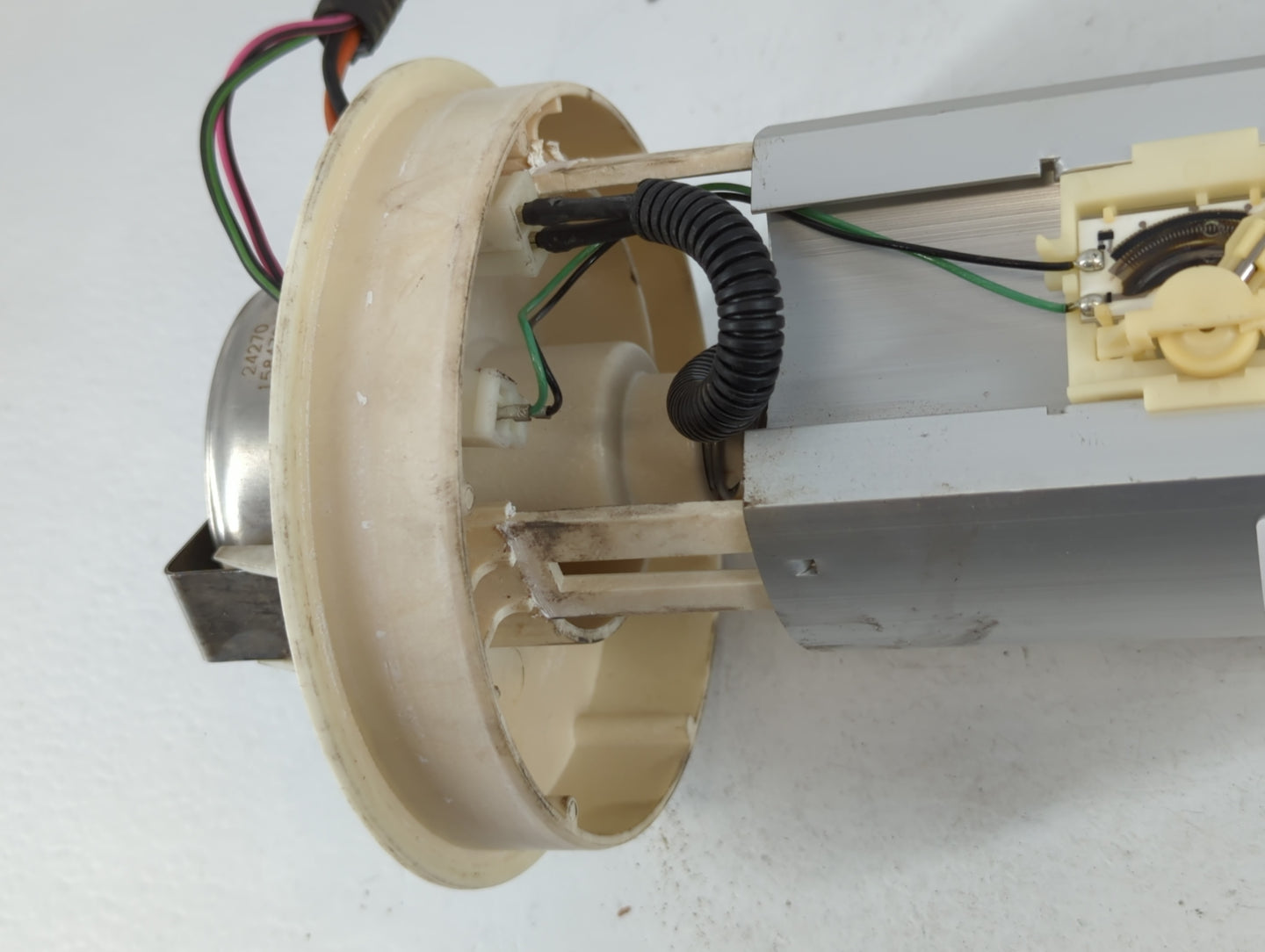 1997-1998 Jeep Grand Cherokee Electrical Gas Fuel Pump Assembly - Oemusedautoparts1.com