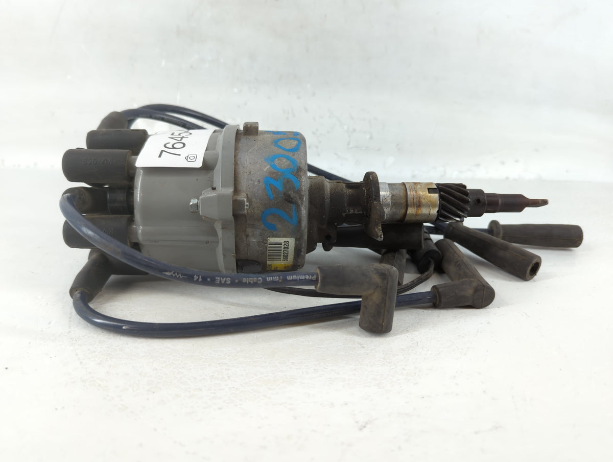 1994-1997 Jeep Grand Cherokee Engine Ignition Distributor OEM P/N:56027028 Fits Fits 1994 1995 1996 1997 OEM Used Auto Parts