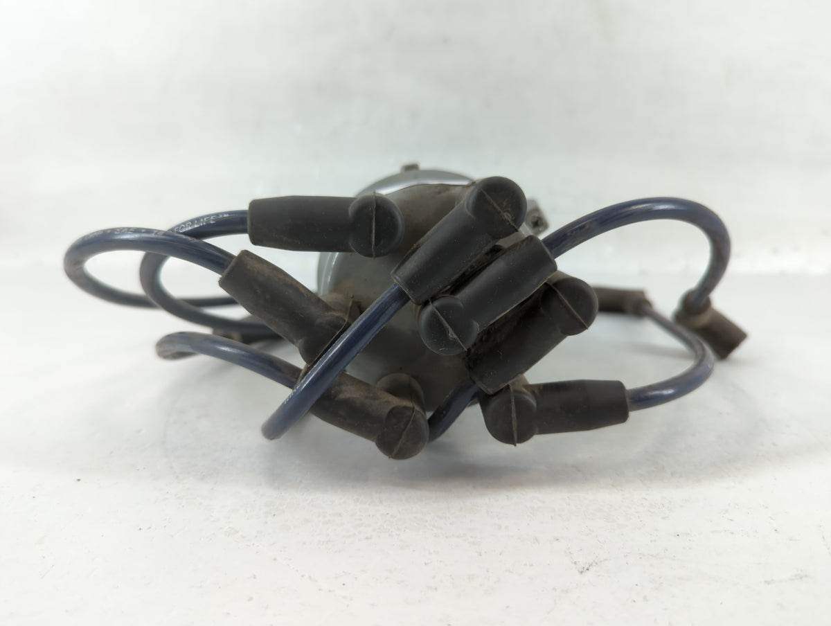 1994-1997 Jeep Grand Cherokee Engine Ignition Distributor OEM P/N:56027028 Fits Fits 1994 1995 1996 1997 OEM Used Auto Parts