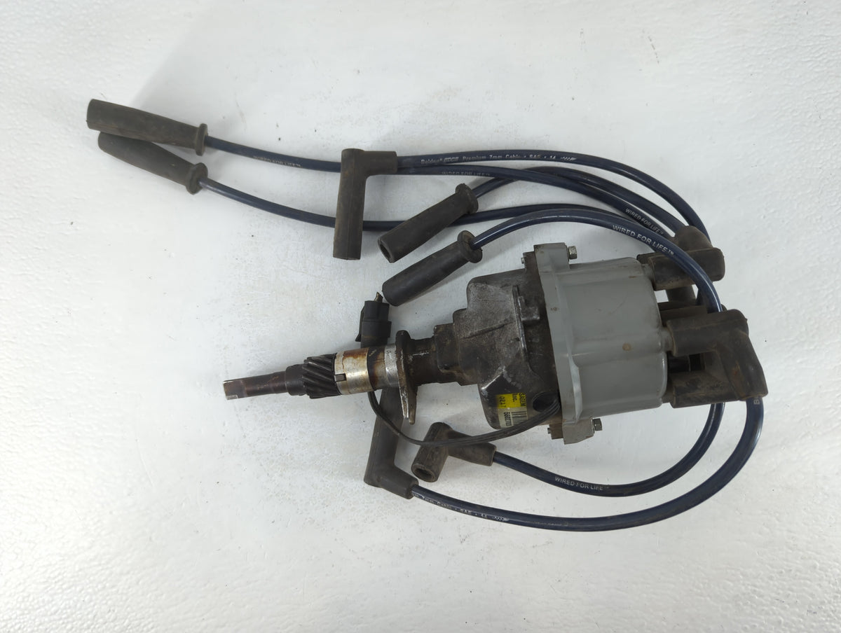 1994-1997 Jeep Grand Cherokee Engine Ignition Distributor OEM P/N:56027028 Fits Fits 1994 1995 1996 1997 OEM Used Auto Parts