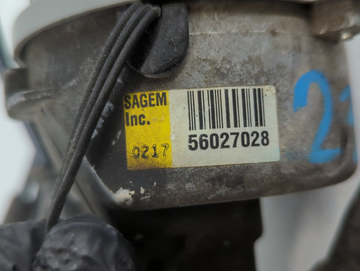 1994-1997 Jeep Grand Cherokee Engine Ignition Distributor OEM P/N:56027028 Fits Fits 1994 1995 1996 1997 OEM Used Auto Parts