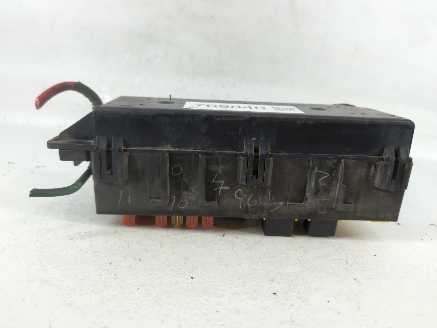 1997-1998 Jeep Grand Cherokee Chassis Control Module Ccm Bcm Body Control - Oemusedautoparts1.com