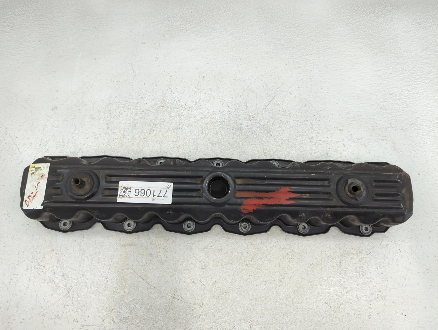 1997 Jeep Grand Cherokee Driver Left Cylinder Head Valve Cover Fits OEM Used Auto Parts - Oemusedautoparts1.com