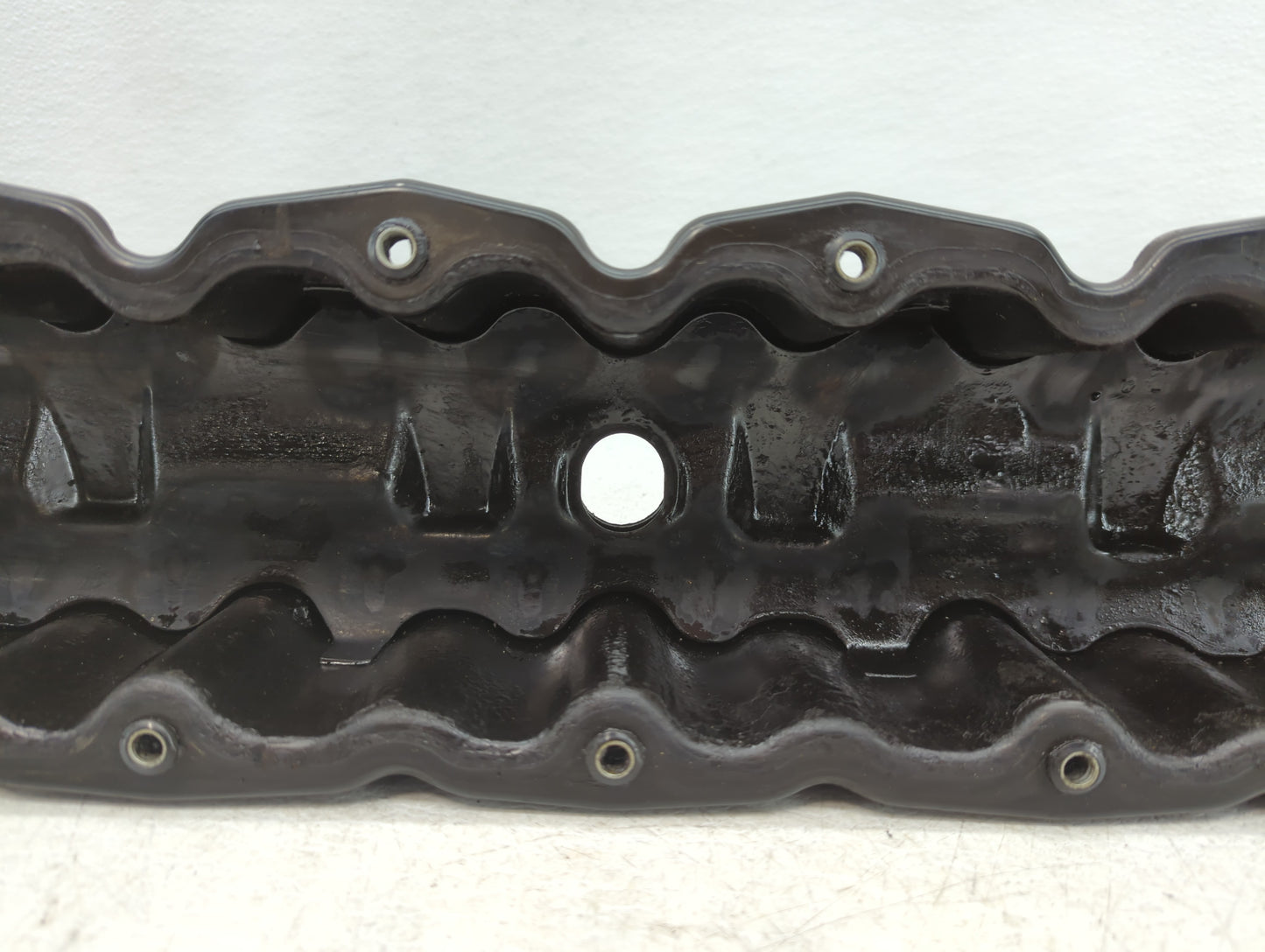 1997 Jeep Grand Cherokee Driver Left Cylinder Head Valve Cover Fits OEM Used Auto Parts - Oemusedautoparts1.com