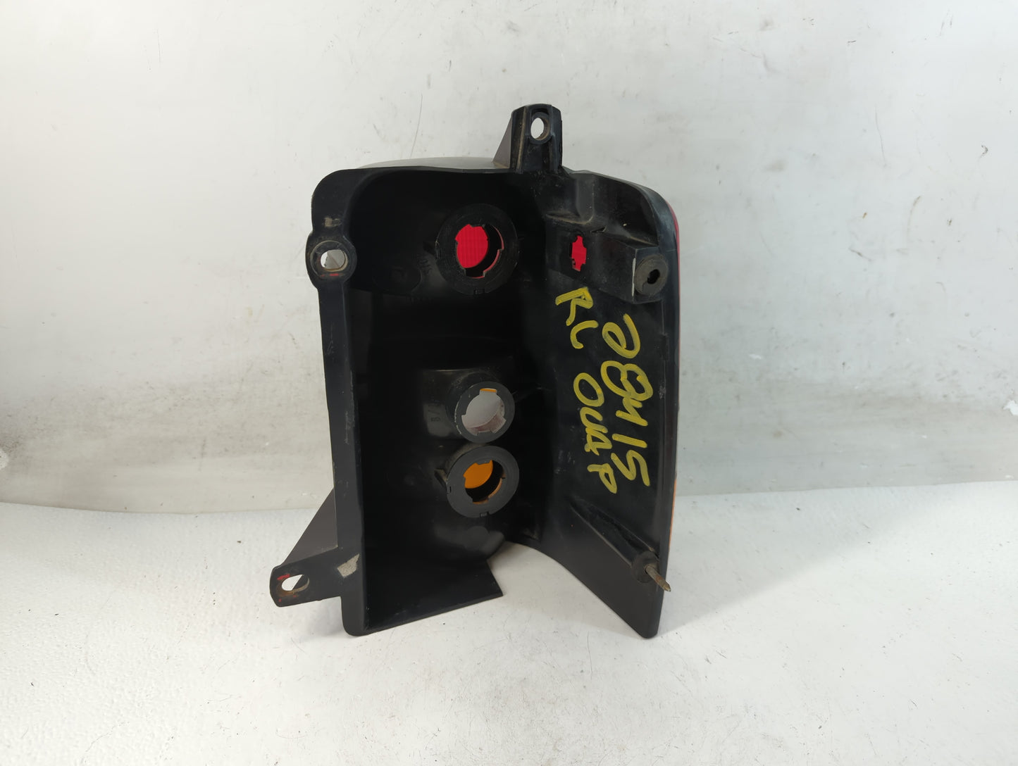 1993-1998 Jeep Grand Cherokee Rear Center Lid Brake Light Tail Light P/N:REV T 3709-05B Fits Fits 1993 1994 1995 1996 1997 1