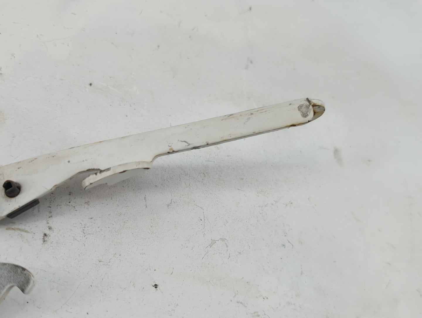 1997-1998 Lexus Es300 Passenger Hood Hinge - Oemusedautoparts1.com