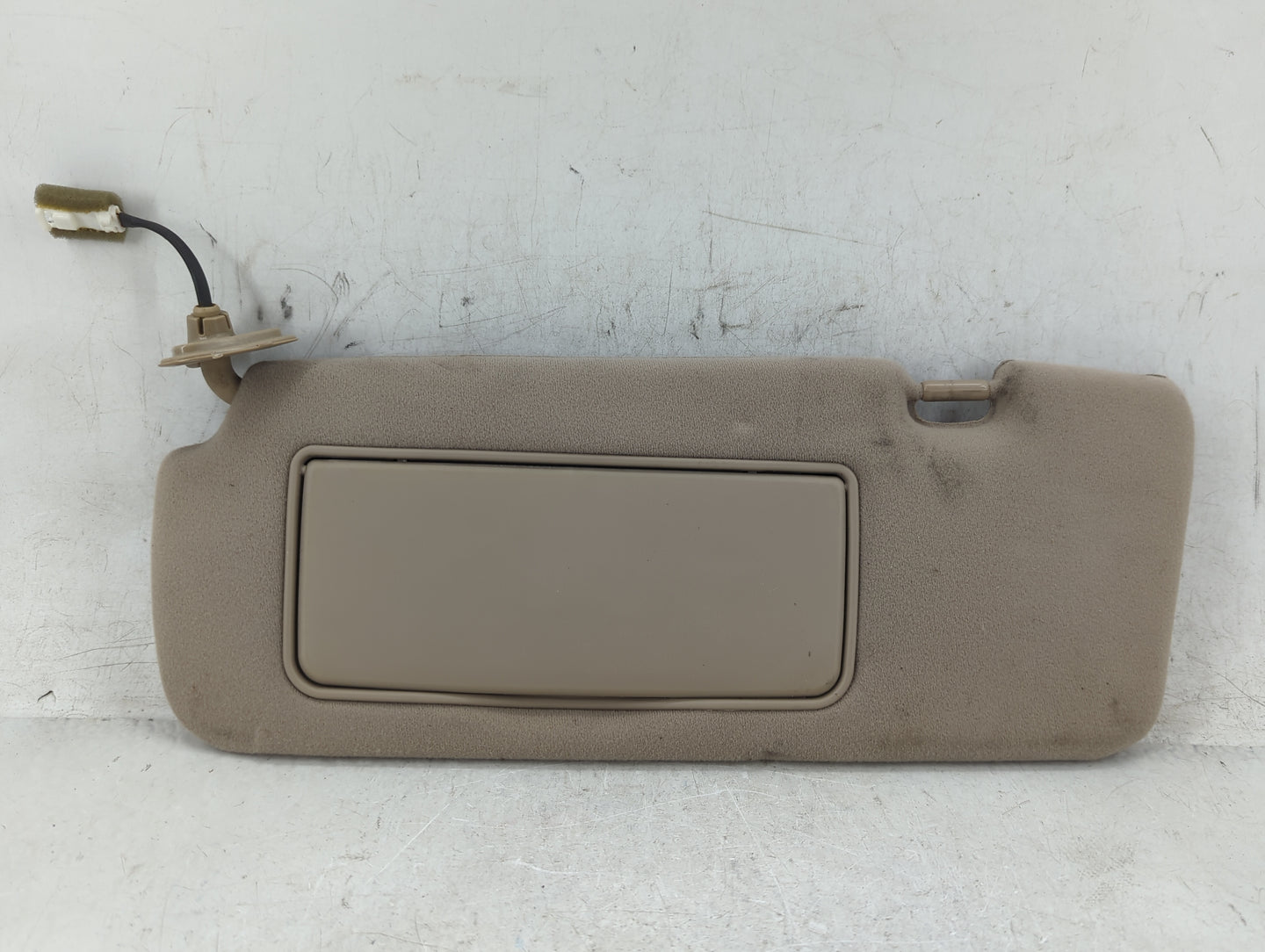 1997 Lexus Es300 Sun Visor Shade Replacement Driver Left Mirror Fits OEM Used Auto Parts - Oemusedautoparts1.com
