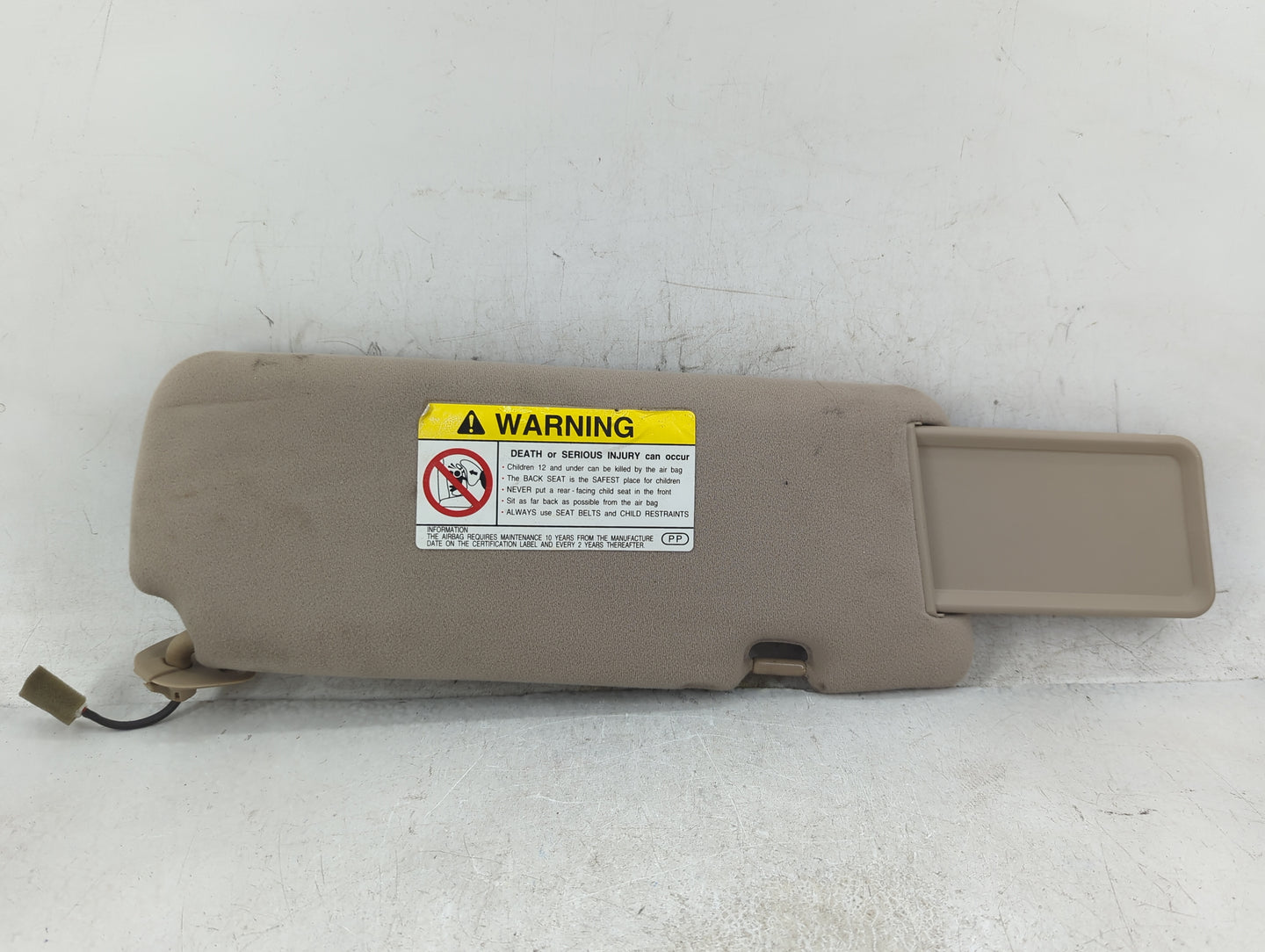 1997 Lexus Es300 Sun Visor Shade Replacement Driver Left Mirror Fits OEM Used Auto Parts - Oemusedautoparts1.com